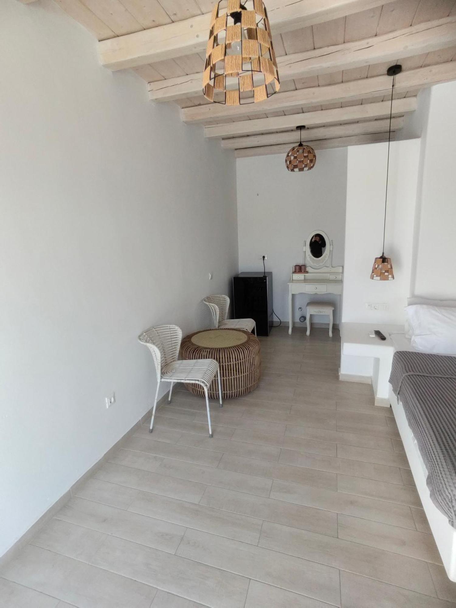 Отель Ftelia Breeze Klouvas Экстерьер фото